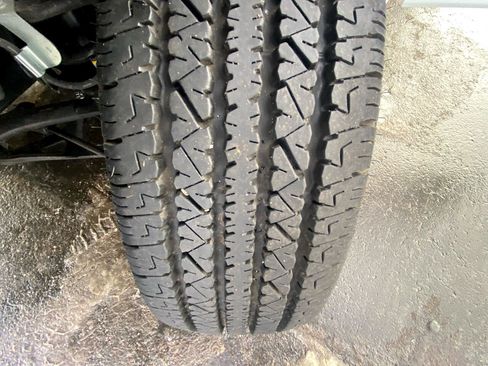 Used 2025 Chevrolet Express 2500 RWD 2500 155 w/ Communications Package image 37