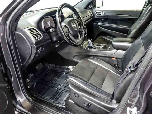 Used 2020 Jeep Grand Cherokee Altitude AWD/4WD image 14