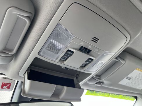 Used 2018 Toyota RAV4 XLE image 36