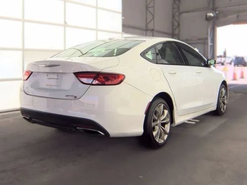 Used 2015 Chrysler 200 S FWD image 2