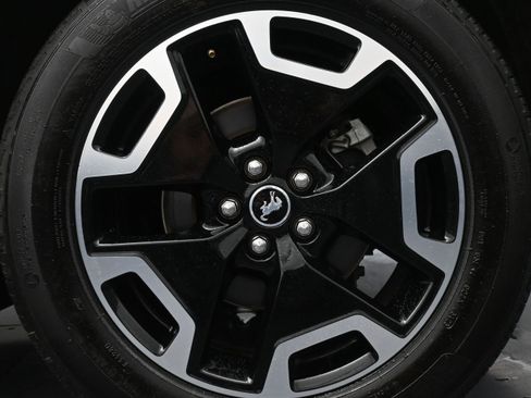 Used 2023 Ford Bronco Sport Outer Banks w/ Tech Package AWD/4WD image 10