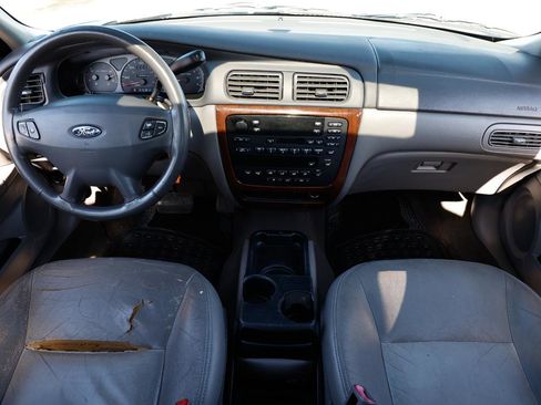 Used 2003 Ford Taurus SEL FWD image 2