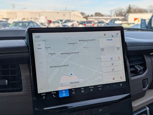 Used 2024 Ford Expedition Max Limited image 18