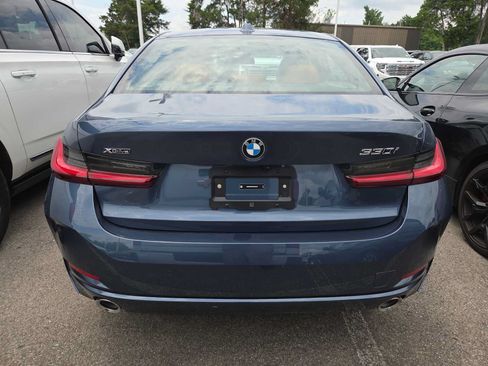 New 2026 BMW 330i xDrive Sedan w/ Premium Package AWD/4WD image 3