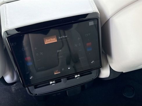 New 2026 Cadillac Vistiq Luxury image 26