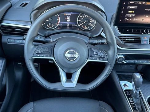 New 2025 Nissan Altima 2.5 SV w/ SV Special Edition Package image 14