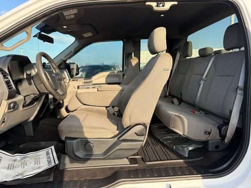 Used 2020 Ford F150 XLT image 10