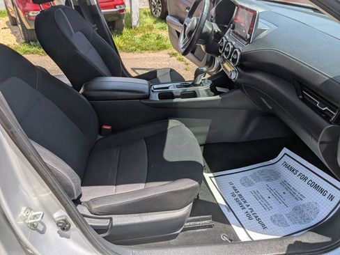 Used 2020 Nissan Sentra SV FWD image 34