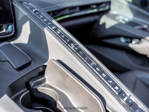 Used 2023 Chevrolet Corvette Stingray Preferred Conv w/ Z51 Performance Package RWD image 38