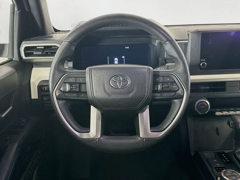 Used 2024 Toyota Tacoma TRD Off-Road image 18