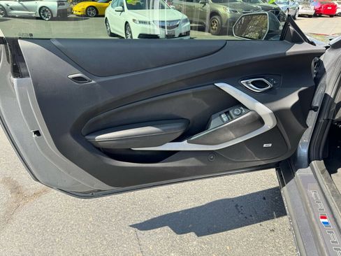 Used 2021 Chevrolet Camaro LT w/ RS Package image 12
