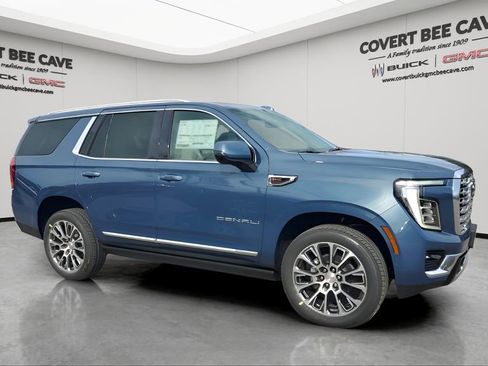 New 2026 GMC Yukon Denali w/ Sun & Power Step Package image 12