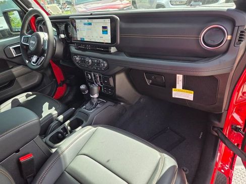 New 2026 Jeep Wrangler Unlimited Sahara AWD/4WD image 17