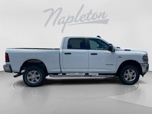 Used 2026 RAM 2500 Big Horn AWD/4WD image 7