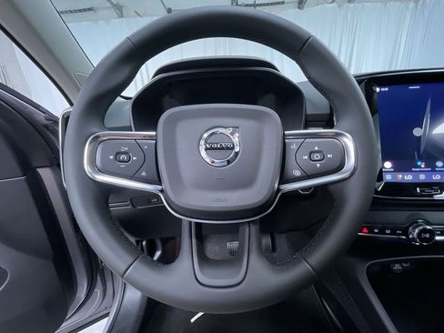 New 2026 Volvo XC40 B5 Ultra w/ Climate Package image 4