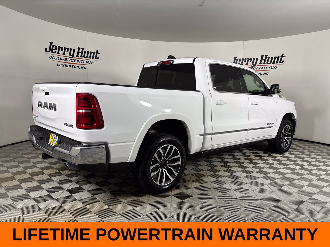 Used 2026 RAM 1500 Limited AWD/4WD image 6