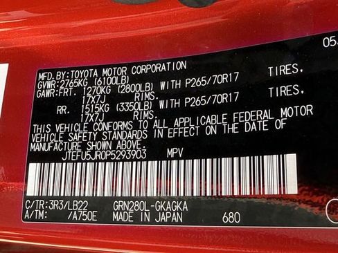 Used 2023 Toyota 4Runner SR5 Premium w/ Moonroof Package image 30