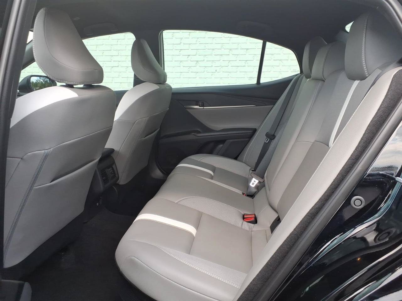 Used 2026 Toyota Camry SE w/ Convenience Package FWD image 13