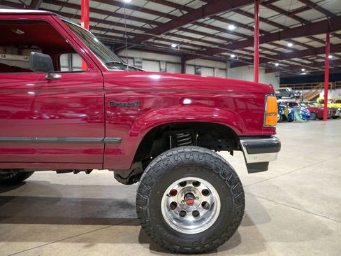 Used 1990 Ford Bronco II 4WD image 11