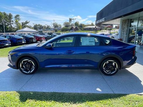 New 2025 Kia K4 EX image 13