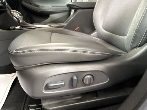 Used 2023 Buick Encore GX Preferred w/ Cold Weather Comfort Package AWD/4WD image 14