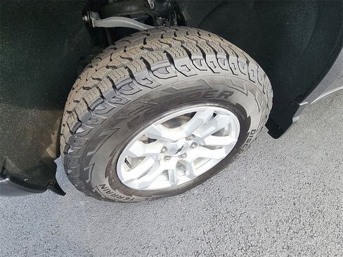 Used 2022 Chevrolet Silverado 1500 RST image 10