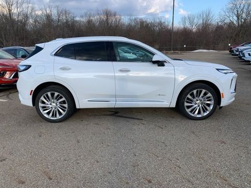 New 2026 Buick Envision Avenir image 3