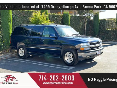 Used 2004 Chevrolet Suburban LT w/ Preferred Equipment Group image 4