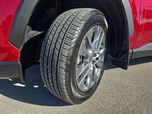 Used 2025 Toyota RAV4 XLE Premium image 33