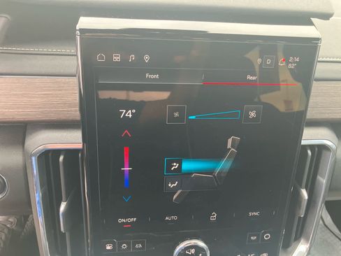 Used 2025 GMC Acadia Denali w/ Super Cruise Package FWD image 25