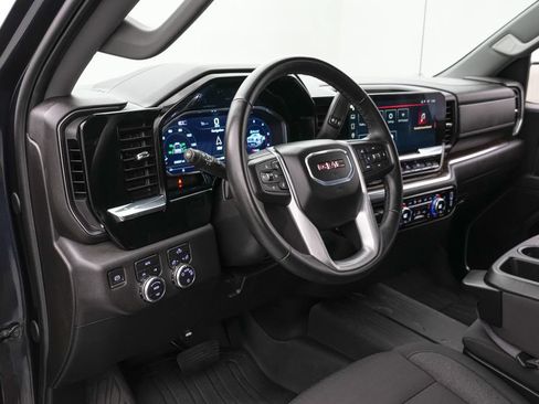 Used 2024 GMC Sierra 1500 SLE AWD/4WD image 13