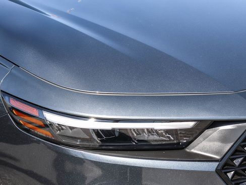 Certified 2023 Honda Accord LX image 12
