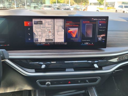 Used 2023 BMW X7 xDrive40i w/ Premium Package AWD/4WD image 31