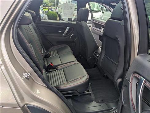Used 2022 Land Rover Discovery Sport S R-Dynamic image 16