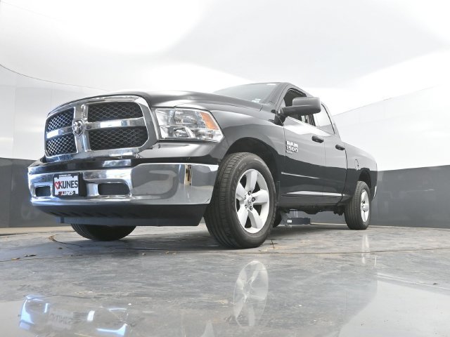 Used 2024 RAM 1500 Classic SLT AWD/4WD image 46