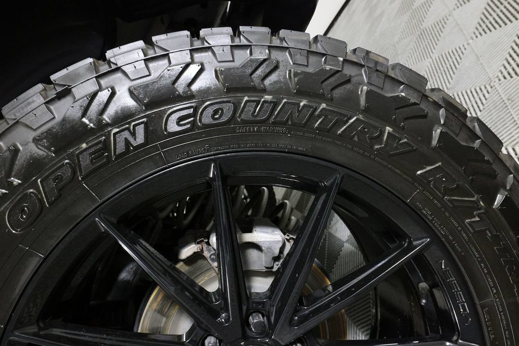 Used 2022 Ford F150 Raptor w/ Equipment Group 801A High AWD/4WD image 47