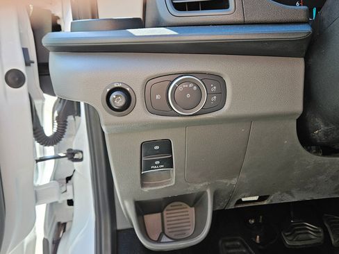 Used 2023 Ford Transit 350 XLT image 19