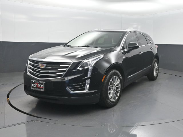 Used 2019 Cadillac XT5 Luxury FWD image 2