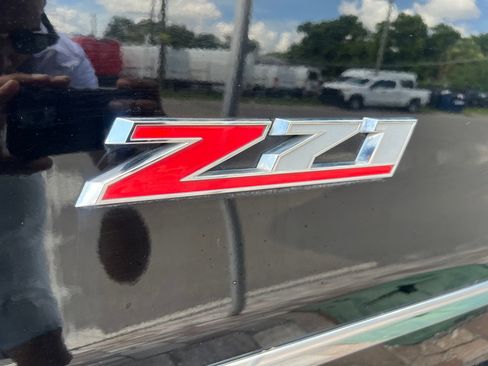 Used 2015 Chevrolet Silverado 1500 LT w/ Custom Sport Edition image 23