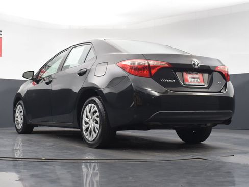 Used 2018 Toyota Corolla LE FWD image 26