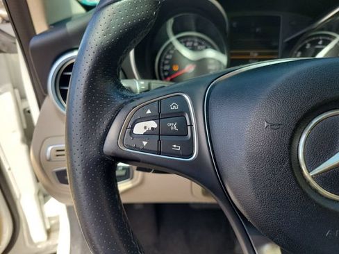 Used 2017 Mercedes-Benz C 300 Sedan image 34