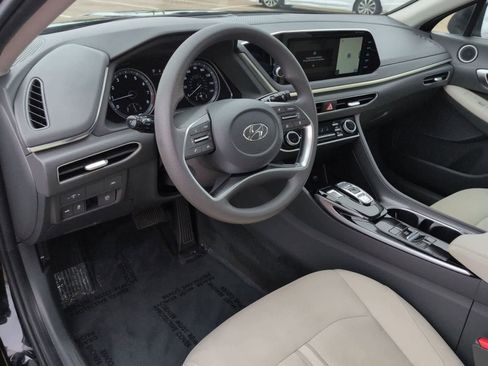 Used 2023 Hyundai Sonata SEL FWD image 2