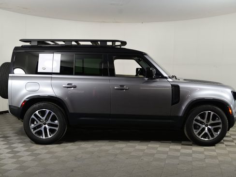 Used 2020 Land Rover Defender 110 SE AWD/4WD image 9