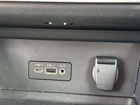 Used 2023 Nissan Sentra SV FWD image 26