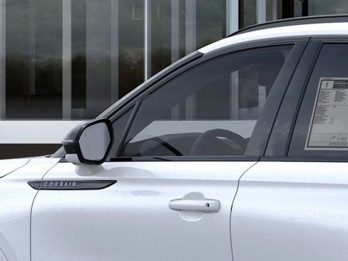 New 2026 Lincoln Corsair Premiere image 20