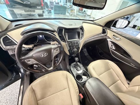 Used 2017 Hyundai Santa Fe Sport AWD/4WD image 9