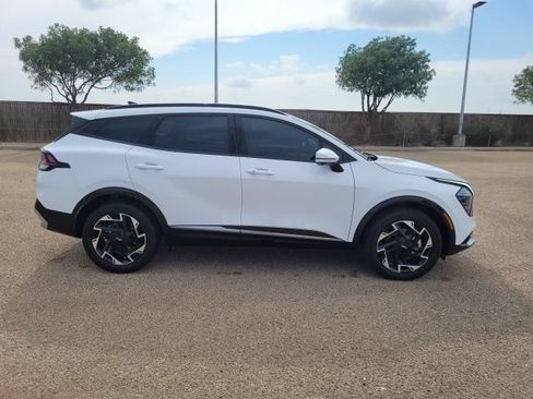 Used 2025 Kia Sportage SX AWD/4WD image 5