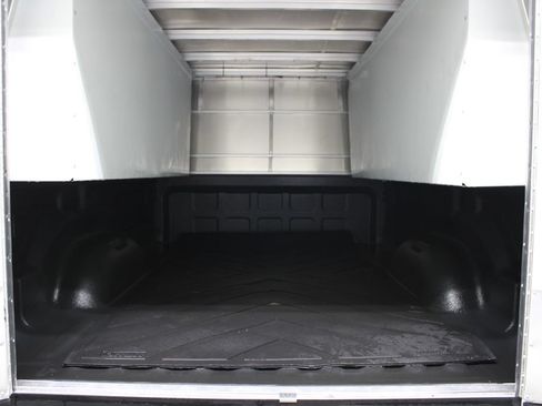 Used 2023 RAM 3500 Tradesman w/ Convenience Group AWD/4WD image 38