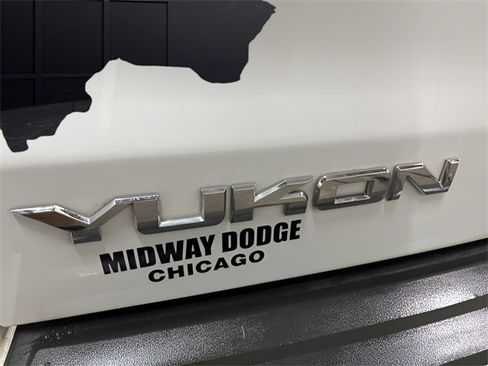 Used 2015 GMC Yukon SLT w/ Open Road Package image 8