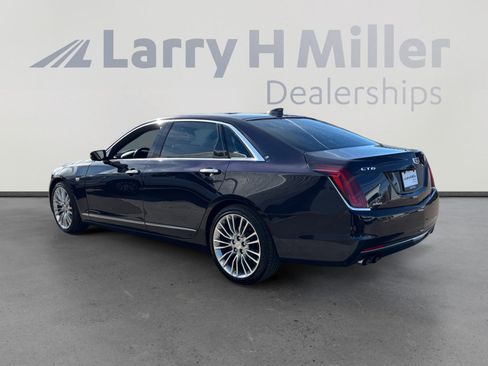 Used 2018 Cadillac CT6 Premium Luxury image 3